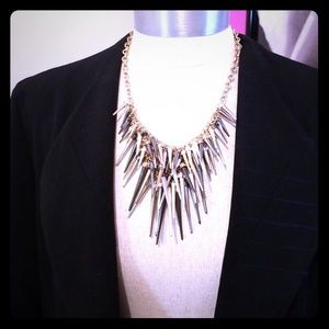 Steve Madden necklace